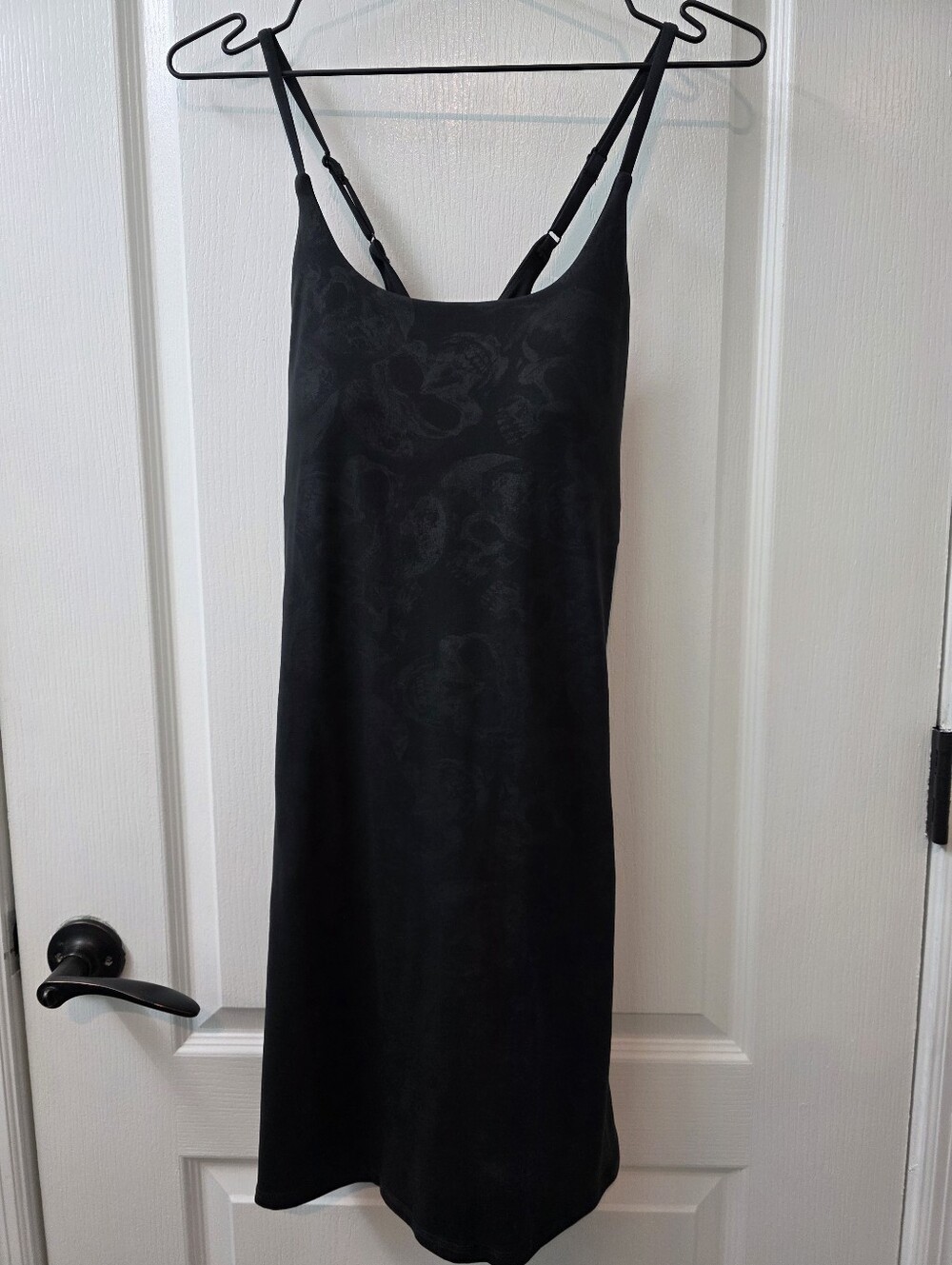CVG Limitless Dress Black Skulls SZ L
